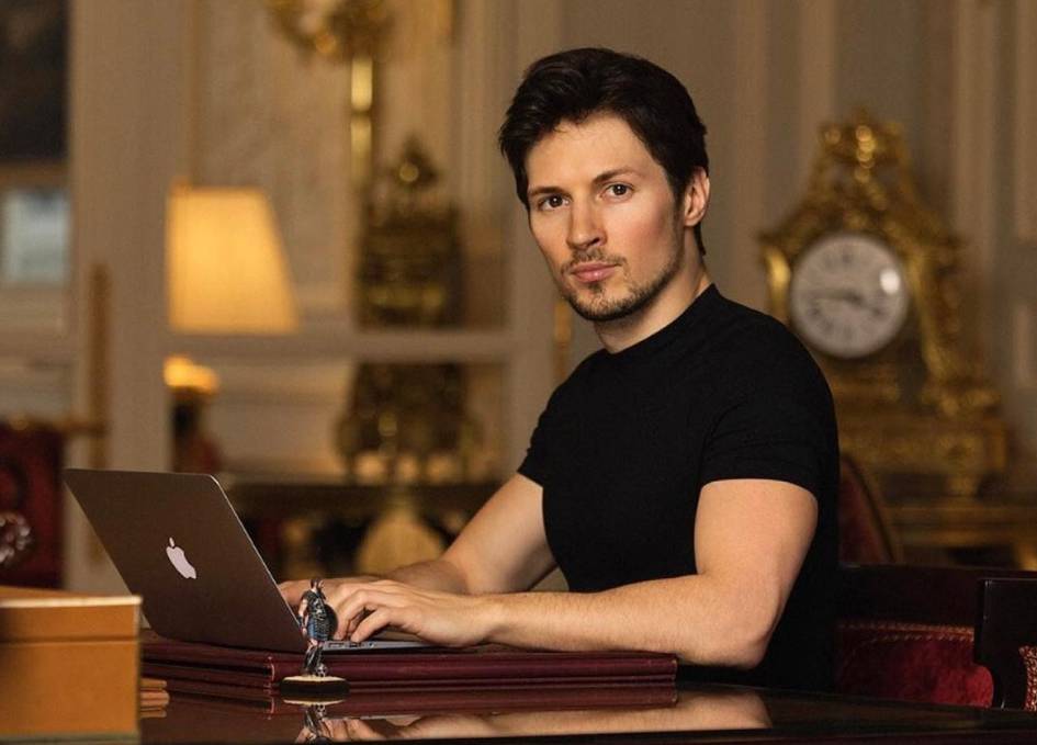 Durov Luvrdan oʻgʻirlangan taqinchoqlarni sotib olmoqchi